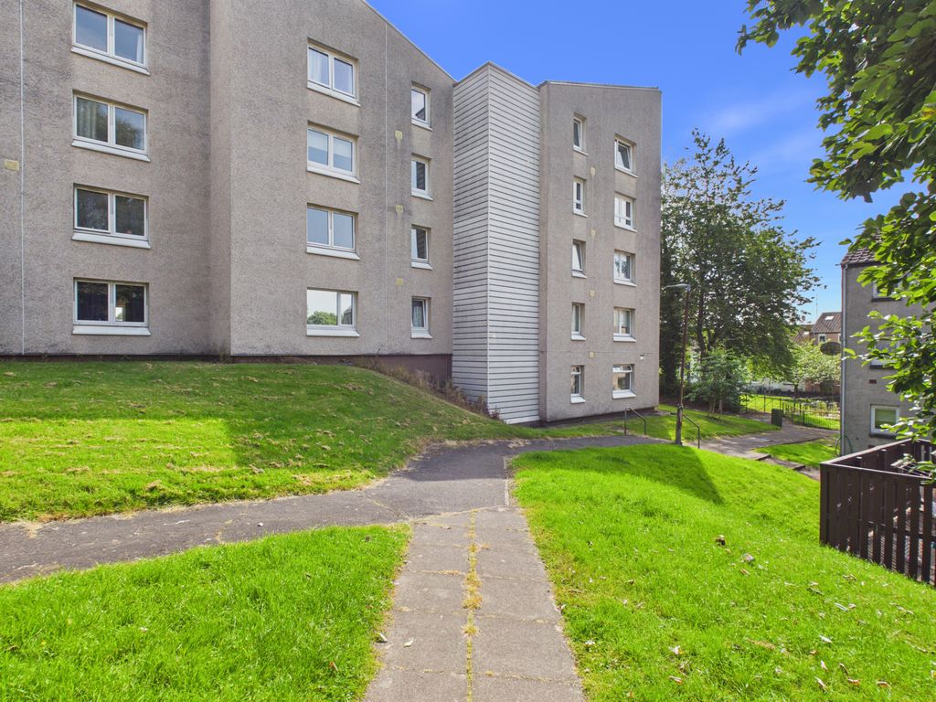 Property photo 1 of 12 Cam05526G0-Pr0157-Still011
