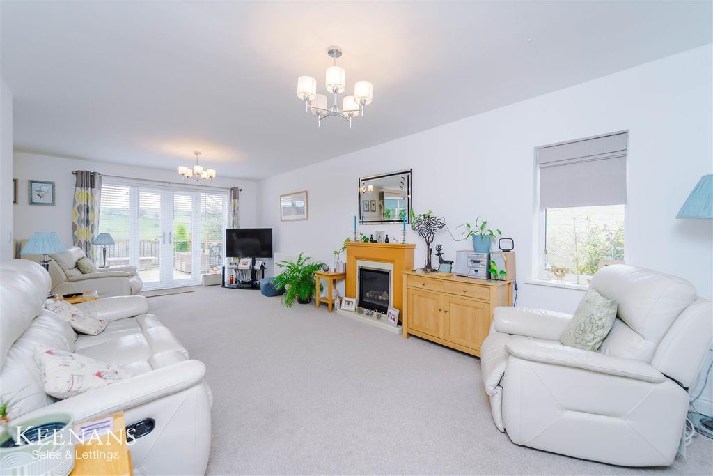 Property photo 3 of 53 3.Jpg