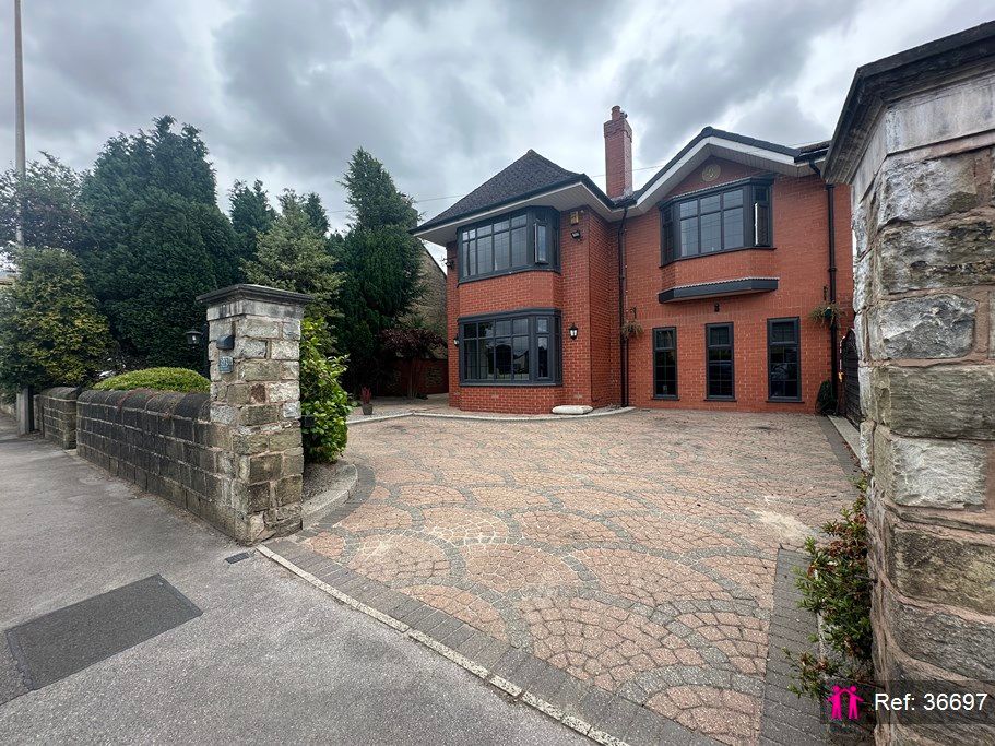 Property photo 1 of 33
