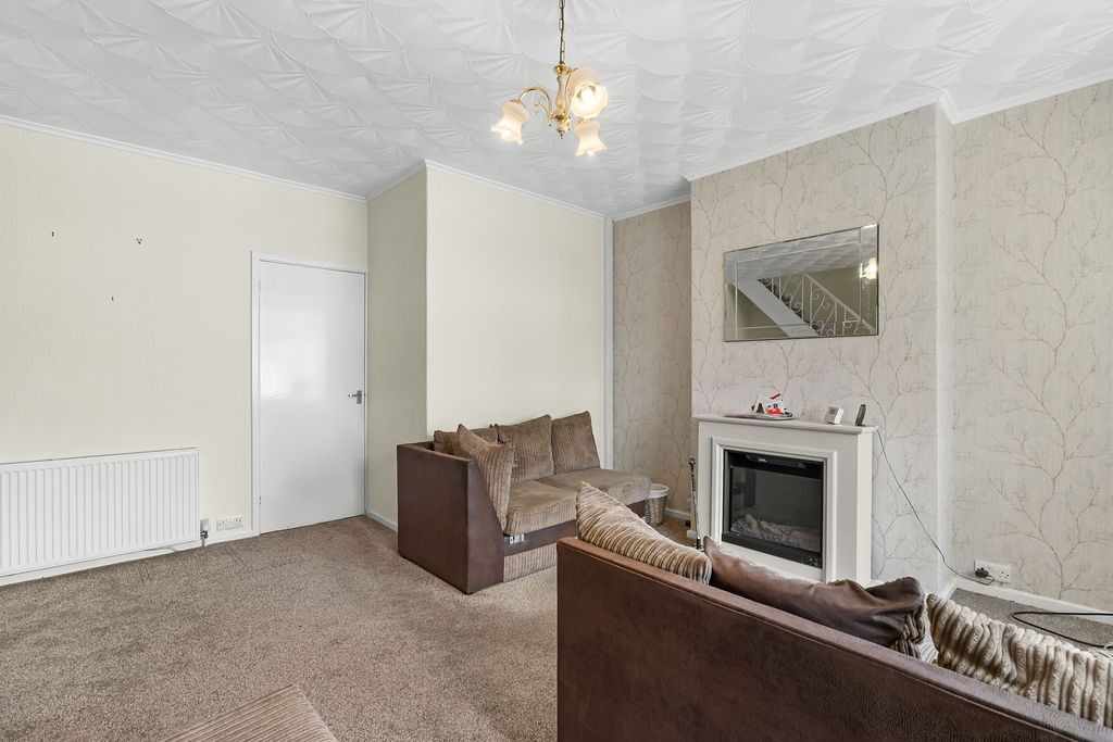 Property photo 3 of 20 43076111