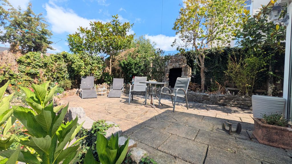 Property photo 3 of 24 Pxl_20250822_112851274~2