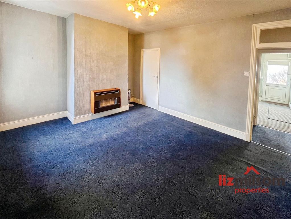 Property photo 3 of 26
