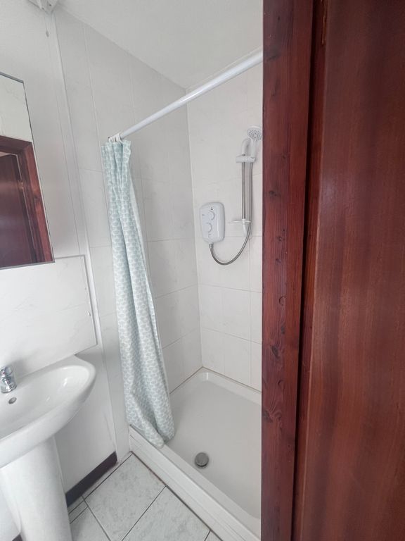 Property photo 3 of 3