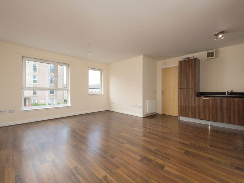 Property photo 2 of 13 3