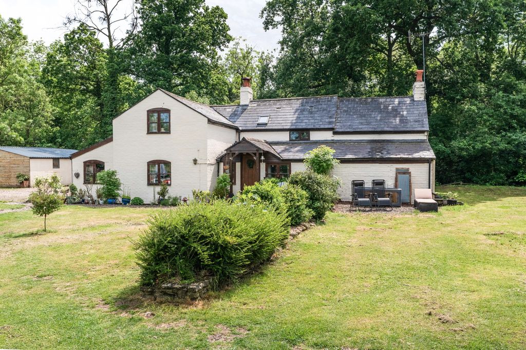 Property photo 1 of 24