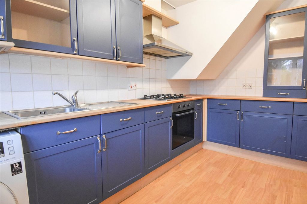 Property photo 3 of 12 Picture No. 02