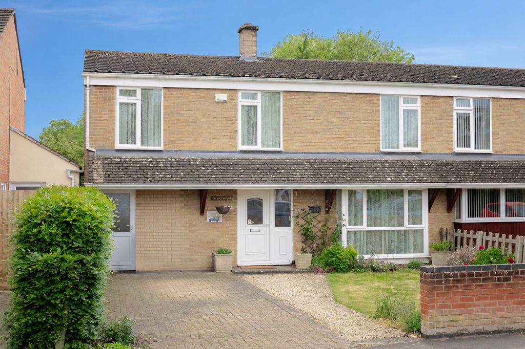 Property photo 1 of 22