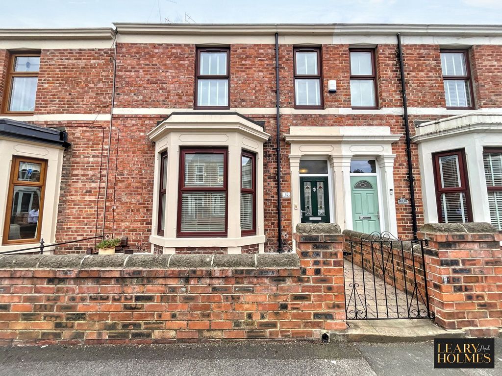 Property photo 1 of 27