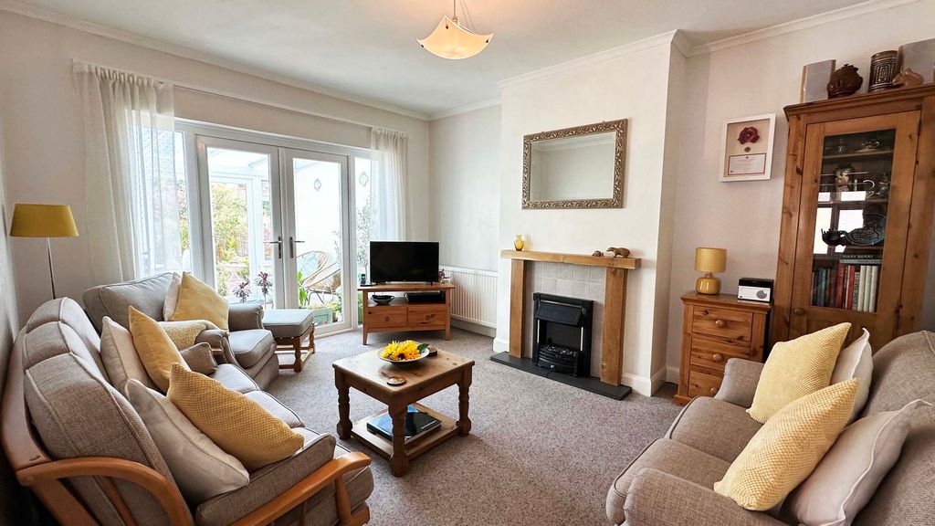 Property photo 3 of 22