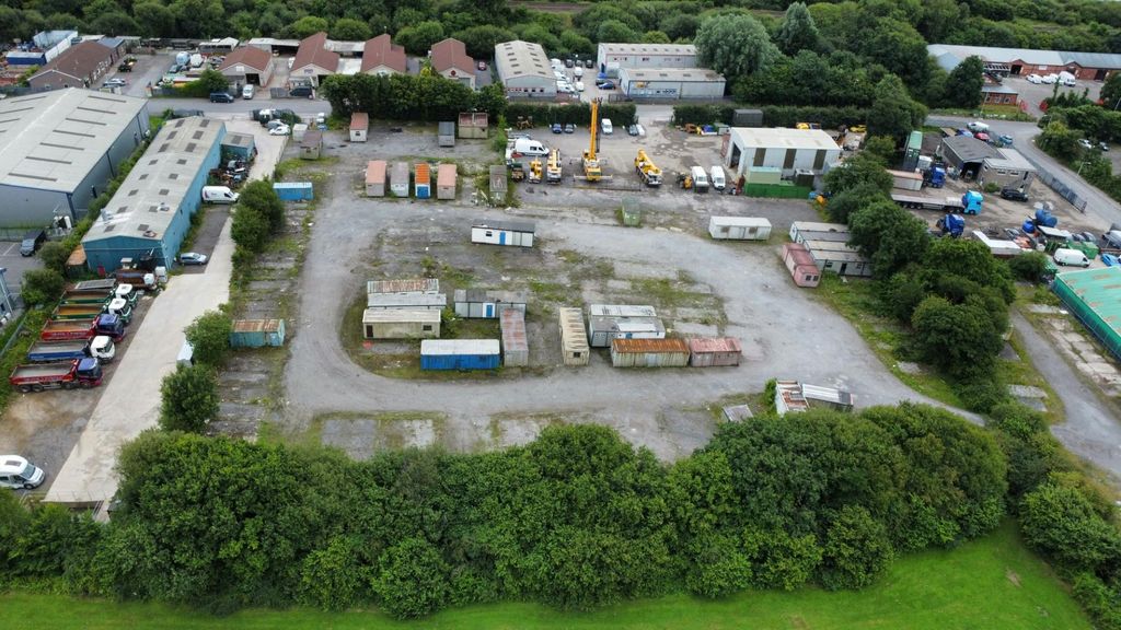 Property photo 3 of 3 Compound 3.Jpg