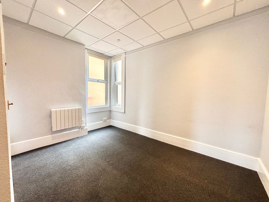 Property photo 3 of 9 Img_4849
