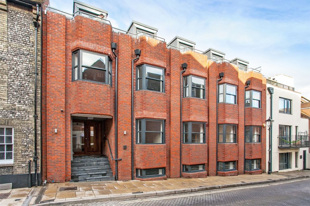 Property photo 1 of 8 Picture 06