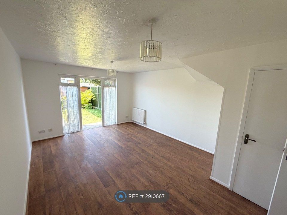 Property photo 3 of 8 Living Room