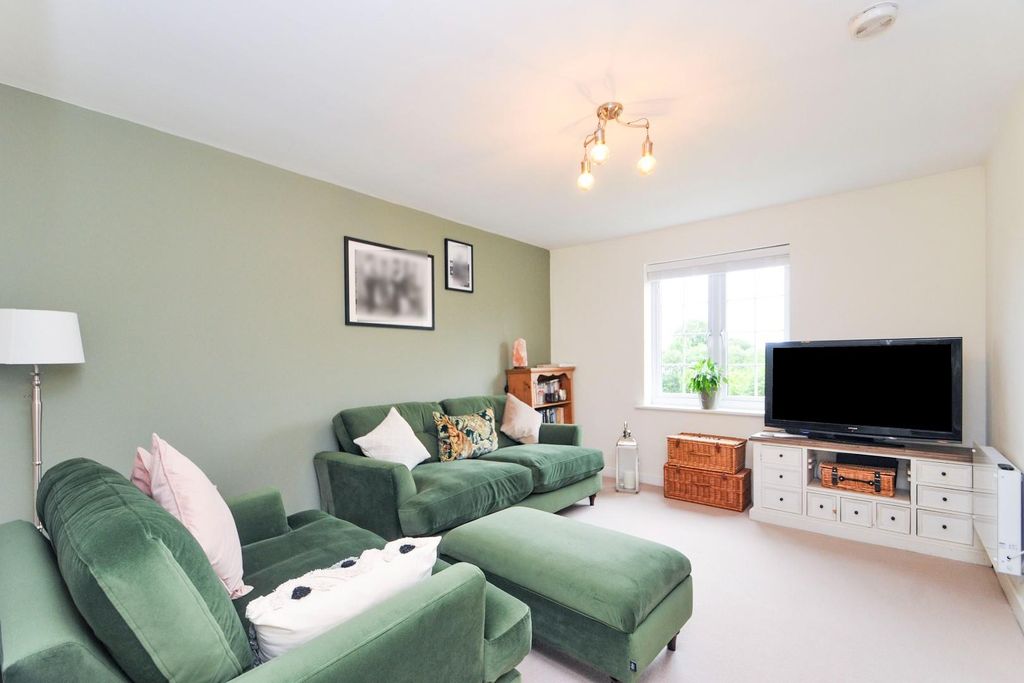 Property photo 3 of 14 Angelgardens013.Jpg