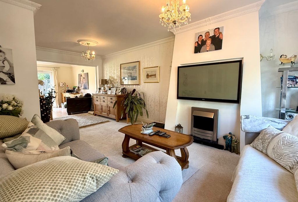 Property photo 2 of 21 Img_1605