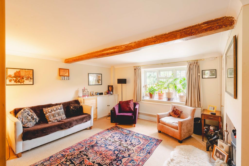 Property photo 2 of 46 2