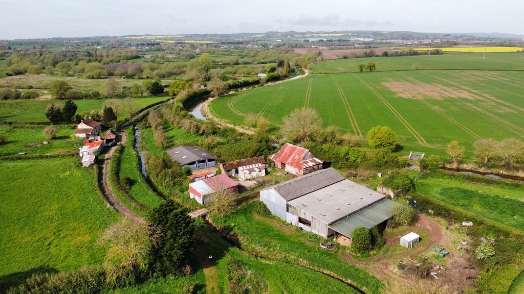 Property photo 2 of 11 Picture No. 04