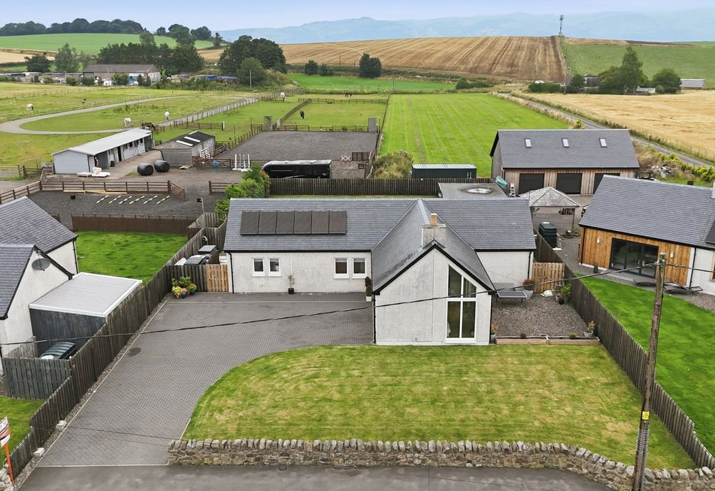 Property photo 1 of 45