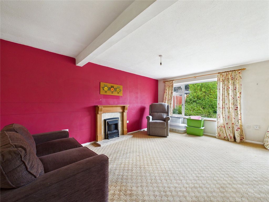Property photo 3 of 10 Picture No. 02