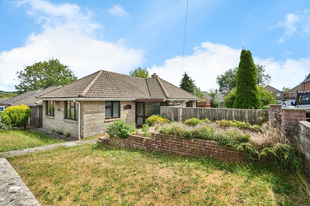 Property photo 1 of 14 Front