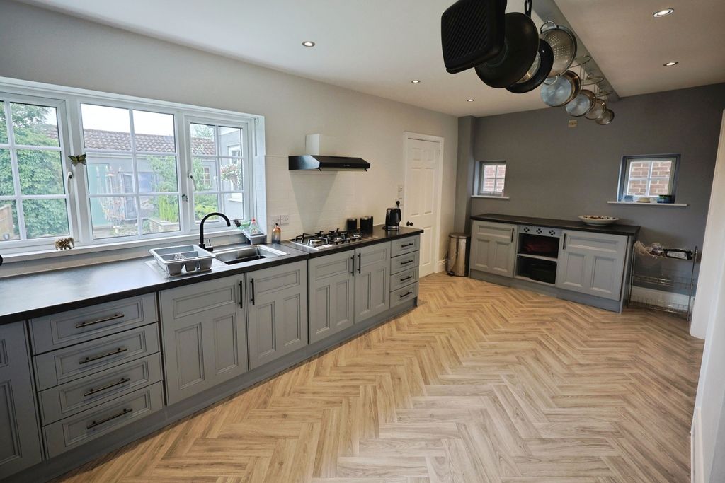 4 bed property for saleEtherley Lane, Bishop Auckland DL14 photo 5
