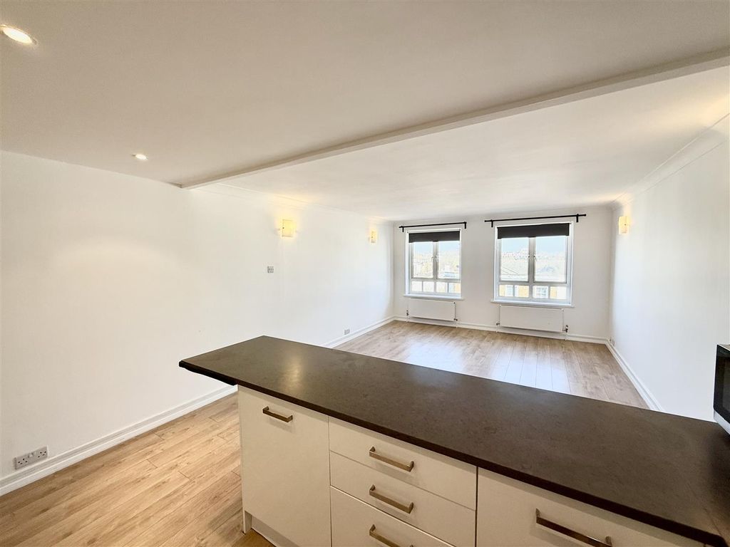 Property photo 3 of 14 Img_9594.Jpg
