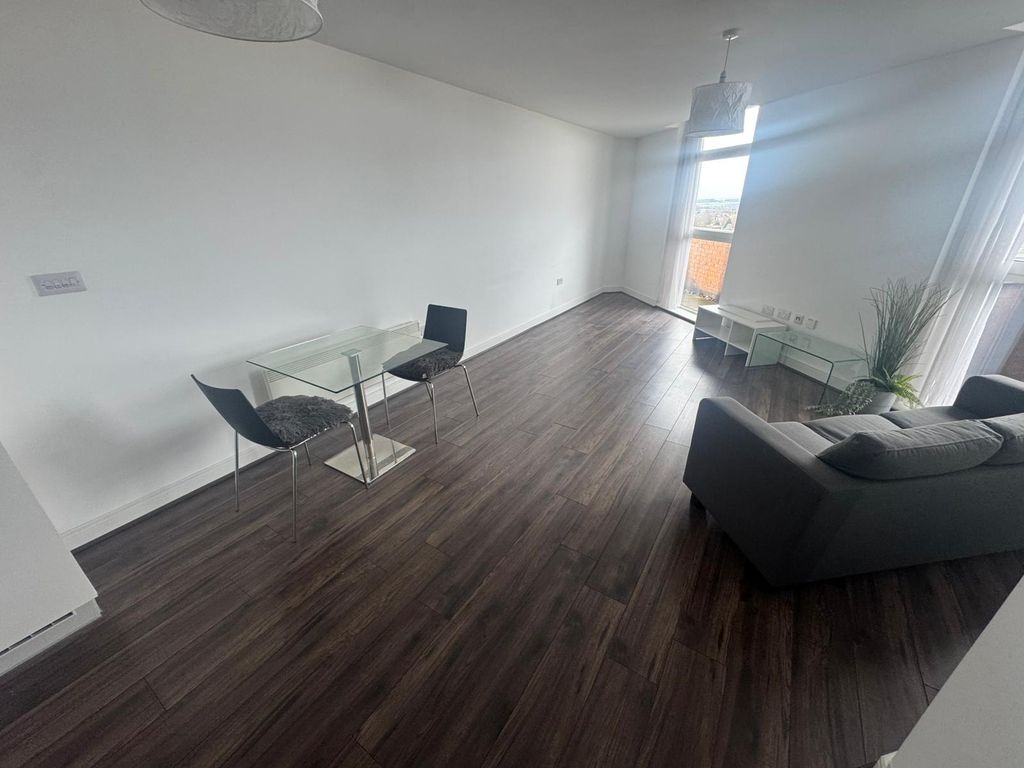 Property photo 2 of 7