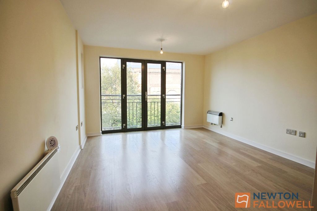 Property photo 3 of 11