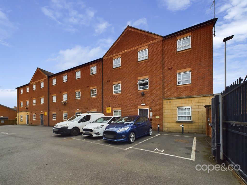 Property photo 1 of 9 3067111