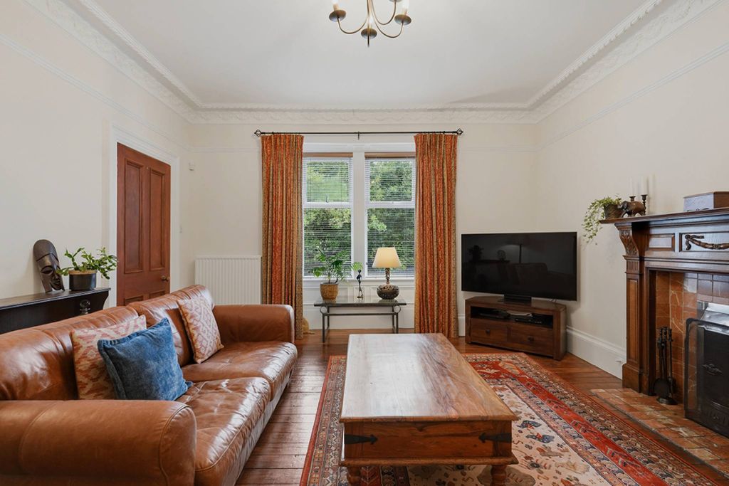 Property photo 2 of 38
