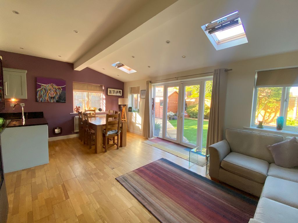 Property photo 3 of 18