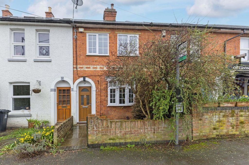 2 bed terraced house for saleBelmont Road, Maidenhead SL6