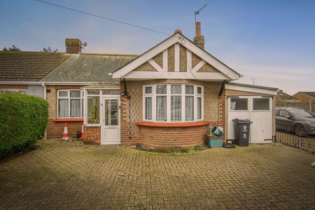 Property photo 3 of 15