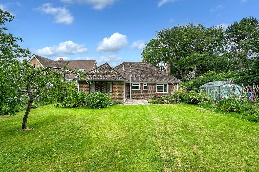 Property photo 2 of 19 Picture No. 15