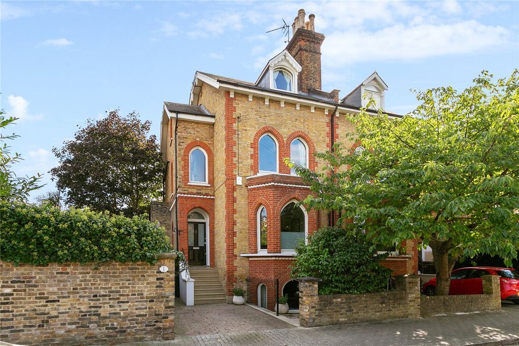 Property photo 1 of 13 Elsynge Road