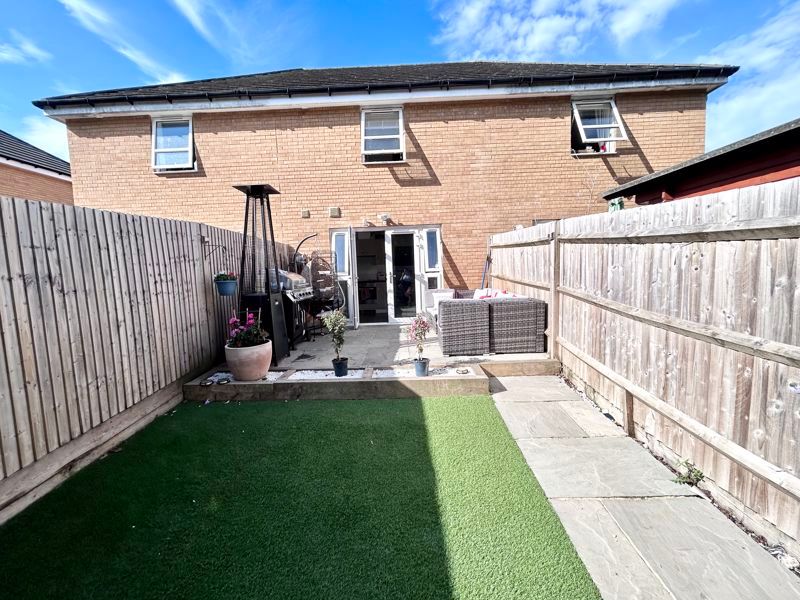 Property photo 1 of 10 Photo 7