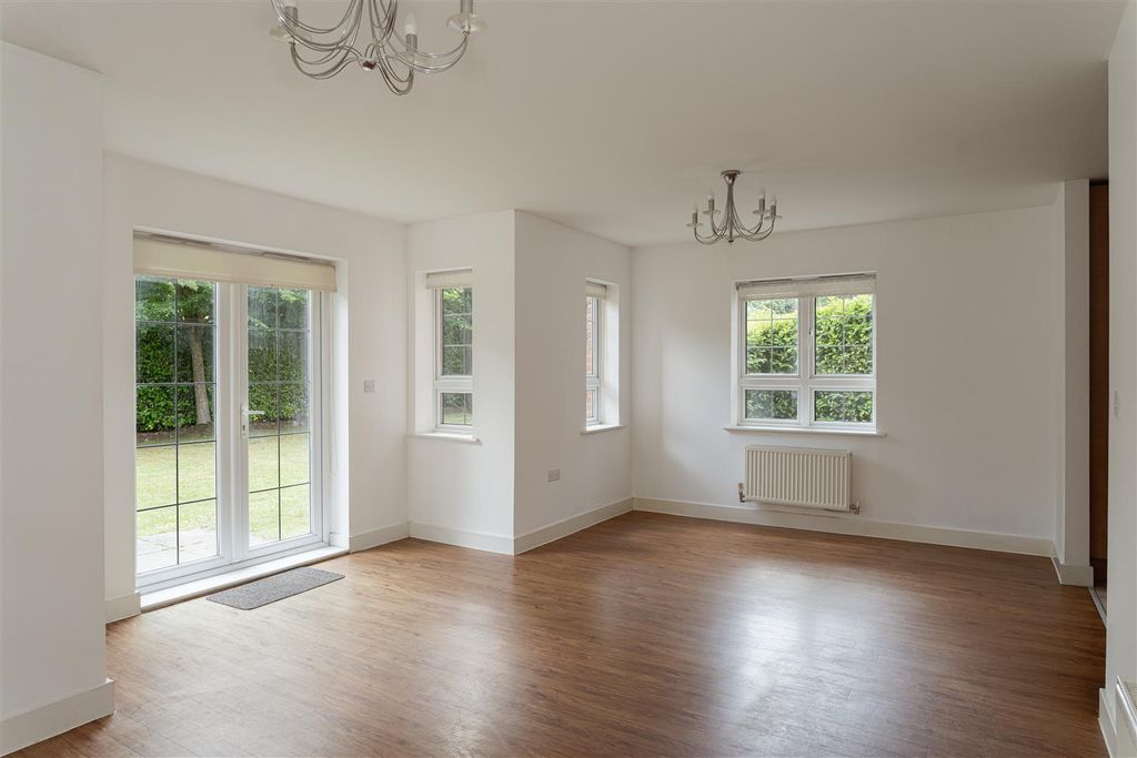 Property photo 2 of 18 7.Jpg