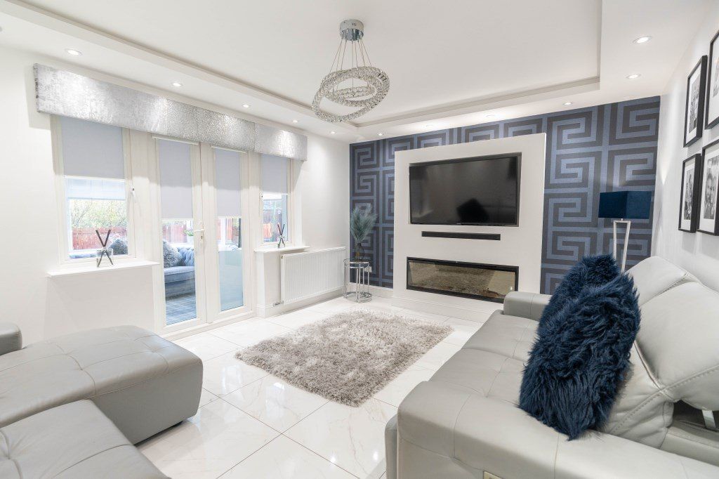 Property photo 2 of 34 Gallery