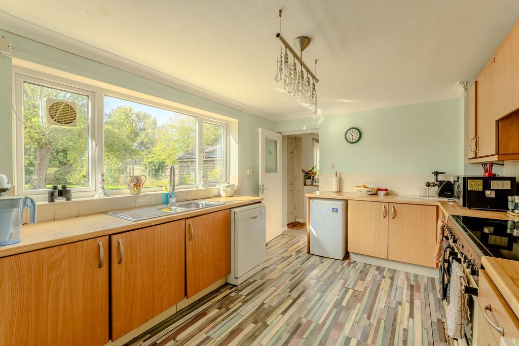 Property photo 3 of 22
