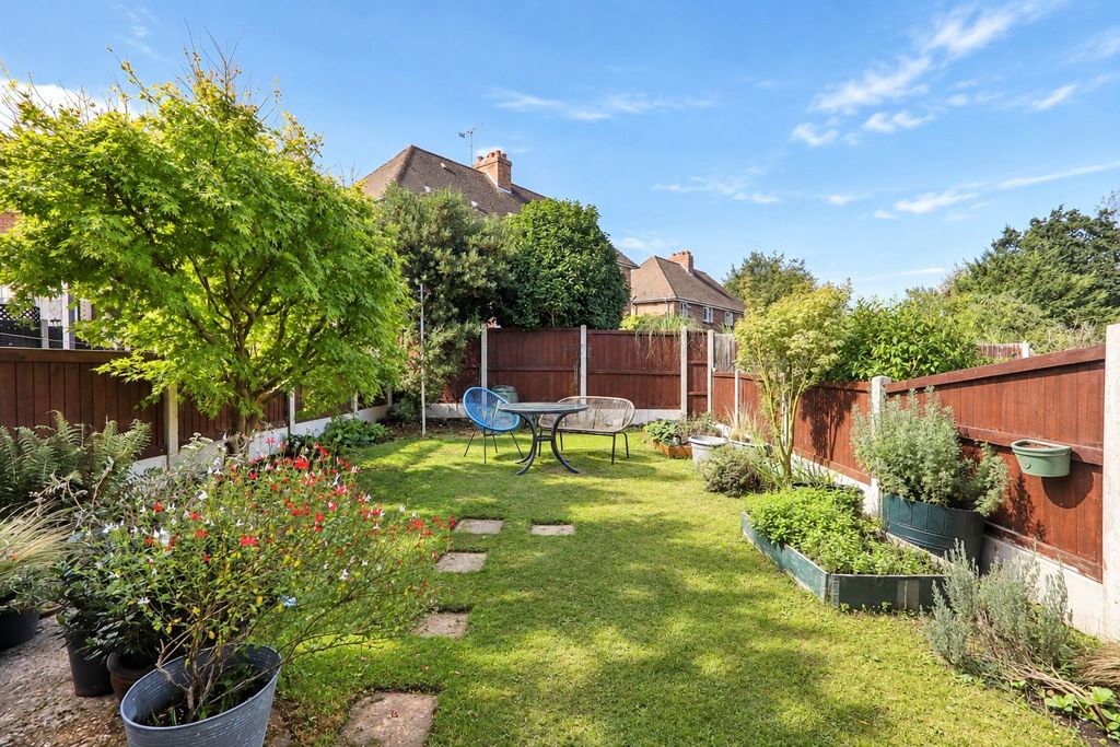 Property photo 2 of 14