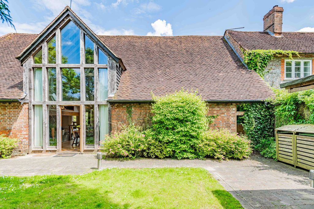 Property photo 1 of 43