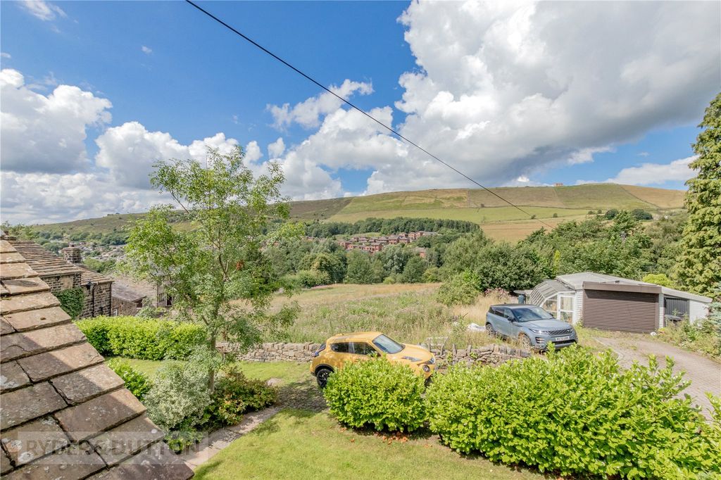 Property photo 2 of 24 Rear Aspect