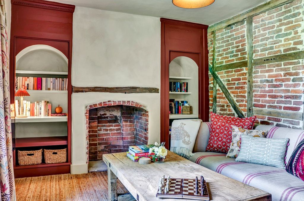 Property photo 3 of 21