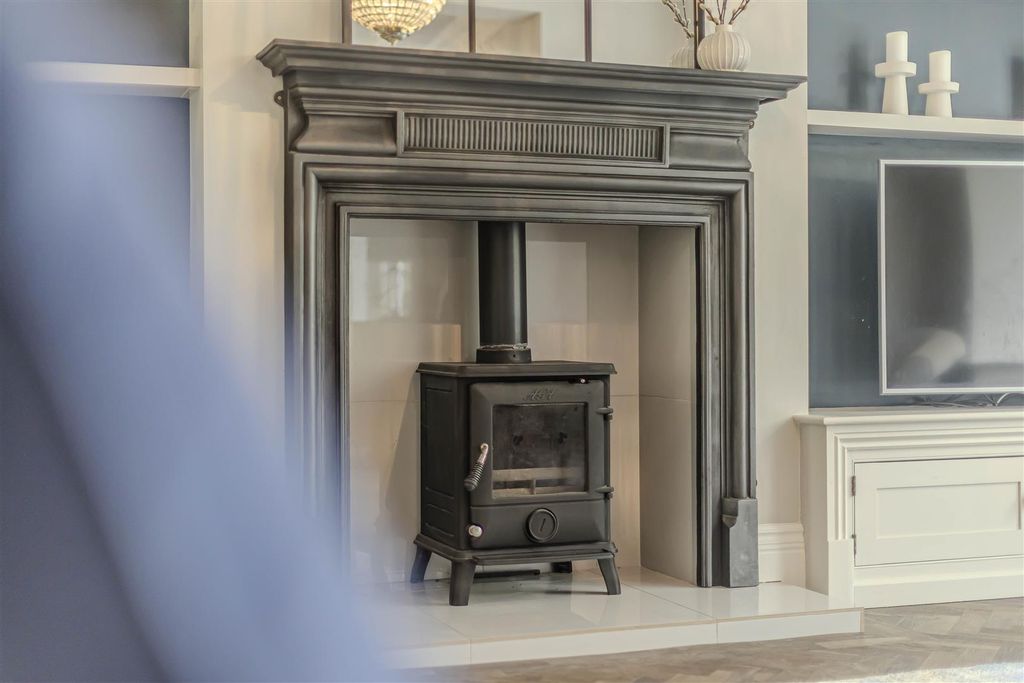 Property photo 2 of 47 Feature Fireplace