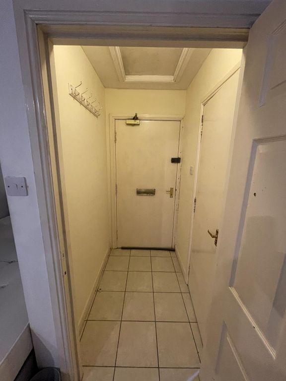 Property photo 3 of 5 Gallery