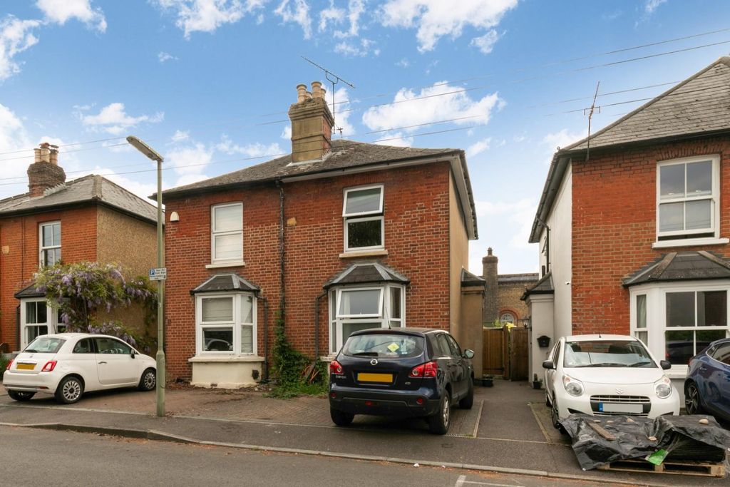 Property photo 1 of 13 Victoria Place 15 -68.Jpg