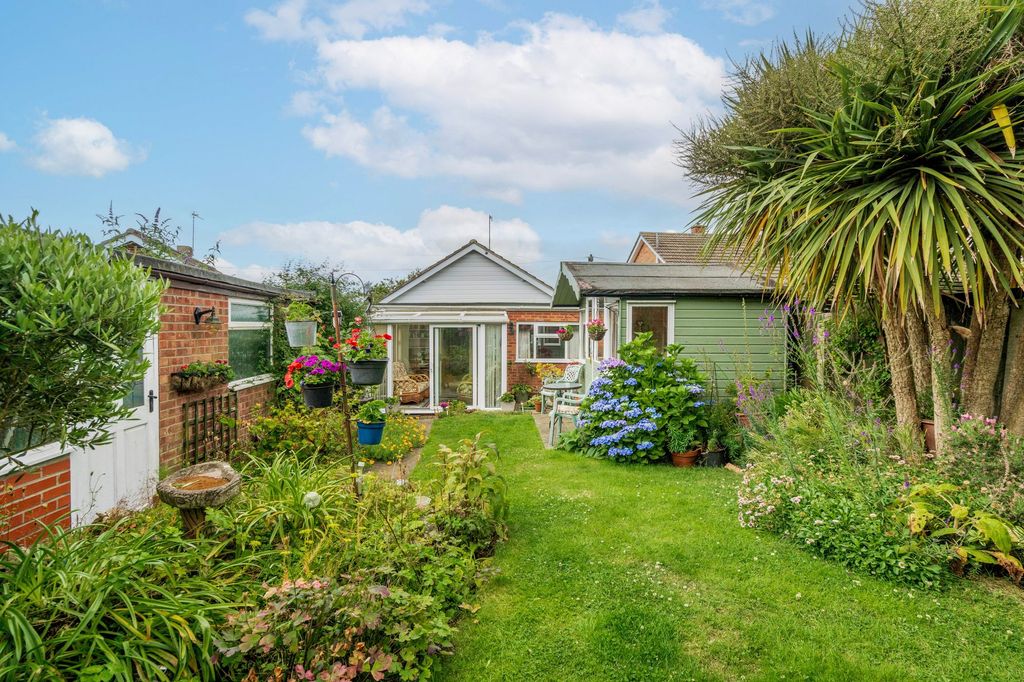 Property photo 2 of 19