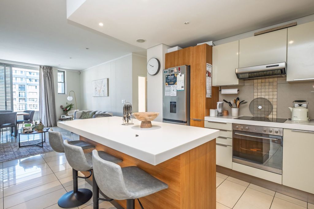 Property photo 3 of 19 Kw1743865