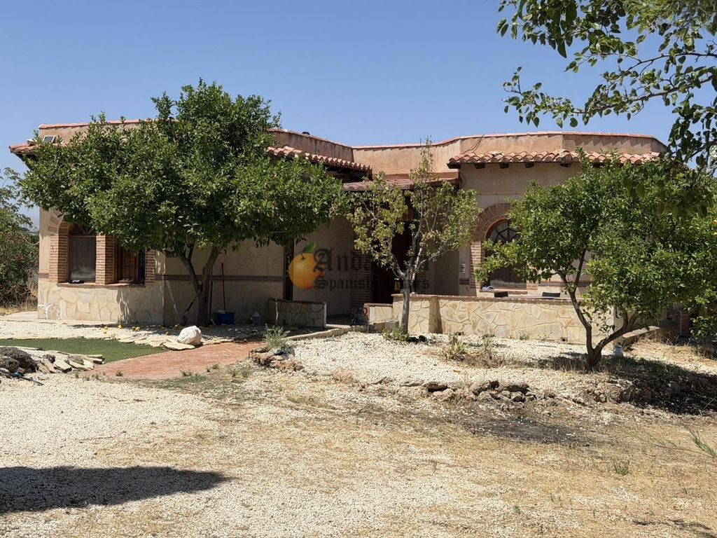 Property photo 2 of 51