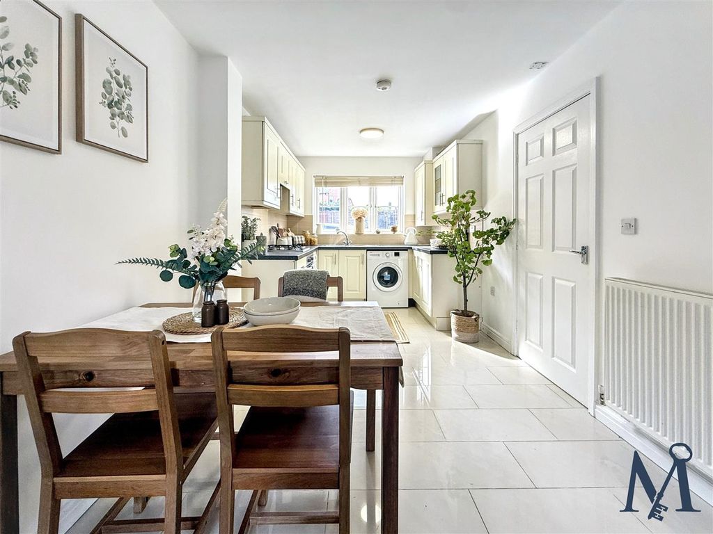 Property photo 3 of 21 Open Plan Kitchen Dining Area